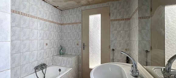 2 bedrooms House in Nanterre, France No. 288395 16