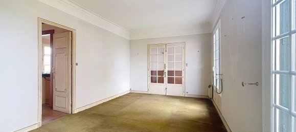 2 bedrooms House in Nanterre, France No. 288395 6