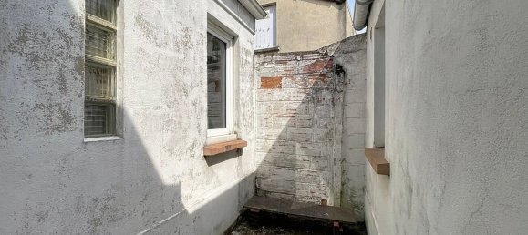 2 bedrooms House in Nanterre, France No. 288395 14