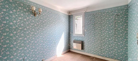 2 bedrooms House in Nanterre, France No. 288395 12