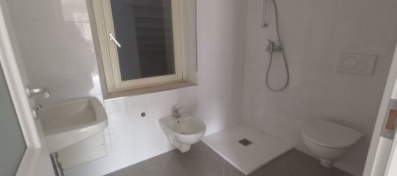 4 rooms House in Rocchetta Tanaro, Italy No. 121052 5