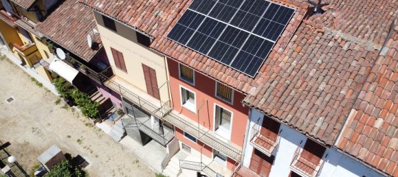 4 rooms House in Rocchetta Tanaro, Italy No. 121052 24