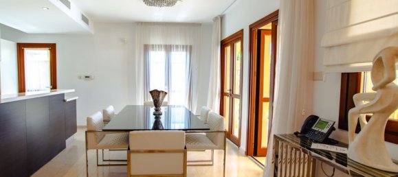 3 غرف نوم فيلا في Paphos, Cyprus رقم 9528 9