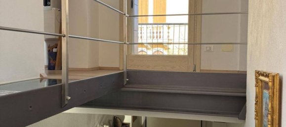 8-salle Appartement à Venice, Italy No. 131733 32