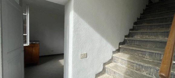 7 rooms House in Bruno, Italy No. 151042 7