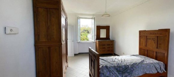 7 rooms House in Bruno, Italy No. 151042 16