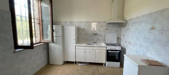 7 rooms House in Bruno, Italy No. 151042 5