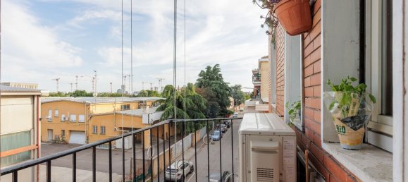 Квартира с 4 комнатами в Баранцате, Италия № 330411 4