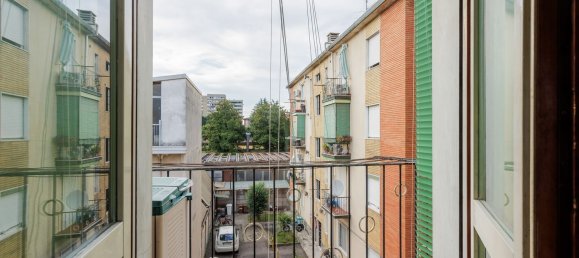 Квартира с 4 комнатами в Баранцате, Италия № 330411 10