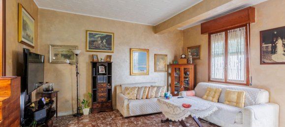 Квартира с 4 комнатами в Баранцате, Италия № 330411 2