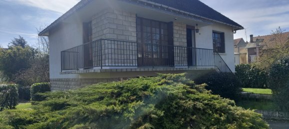 3 bedrooms House in Pont-Sainte-Maxence, France No. 70284 2