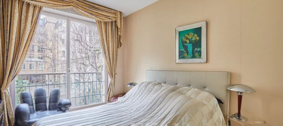 2 bedrooms Apartment in Paris, France No. 185456 7