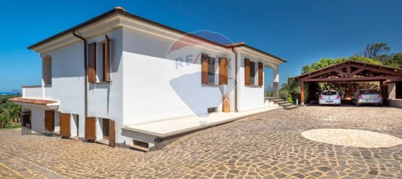 4 Schlafzimmer Villa in Alghero, Italy, Nr. 134341 13