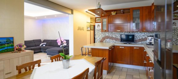 4 rooms Villa in Zimella, Italy No. 35396 5