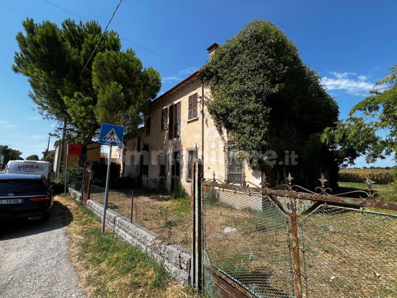 4 bedrooms Apartment in Ravenna, Italy No. 285427