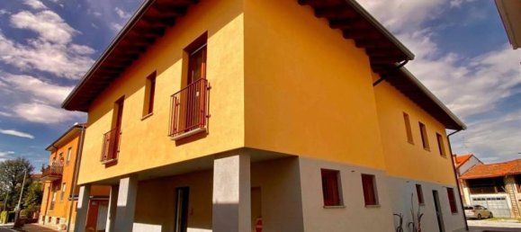 Apartamento de 3 habitaciónes en Bellusco, Italy No. 26780 4