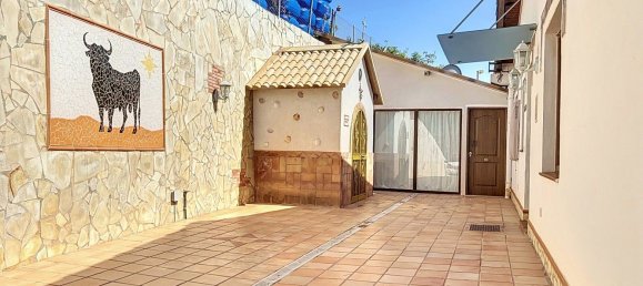 4 bedrooms Villa in Frigiliana, Spain No. 56408 4