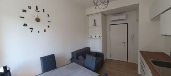 2 rooms Apartment in Milan, Italy No. 255007 3