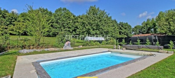 2 Schlafzimmer Haus in Jura, France, Nr. 301305 7