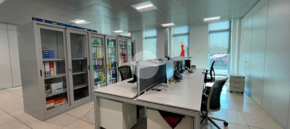 20غرفة مكتب في Magenta, Italy رقم 74863 7