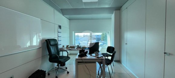 20غرفة مكتب في Magenta, Italy رقم 74863 21