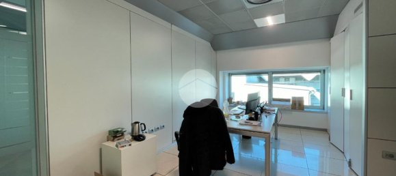 20غرفة مكتب في Magenta, Italy رقم 74863 22