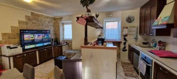 1 Schlafzimmer Wohnung in Luino, Italy, Nr. 261829 2