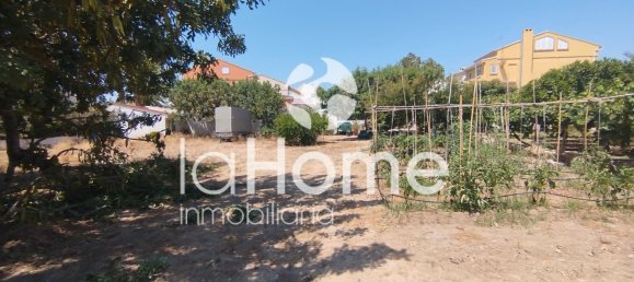 629m² Land in Paterna, Spain No. 163827 12
