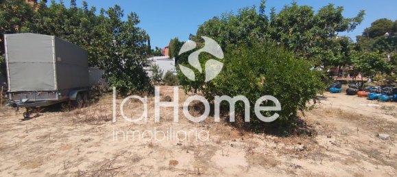 629m² Land in Paterna, Spain No. 163827 10