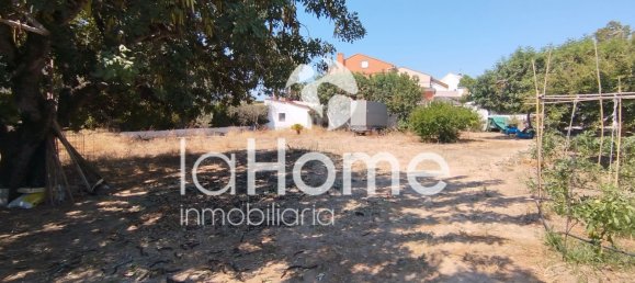 629m² Land in Paterna, Spain No. 163827 2