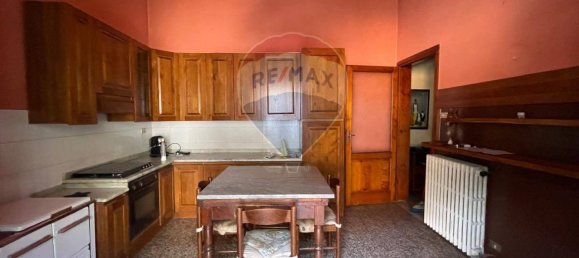 3 Schlafzimmer Wohnung in Bagni di Lucca, Italy, Nr. 362024 5