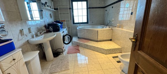 4 Schlafzimmer Doppelhaus in Recklinghausen, Germany, Nr. 306428 2