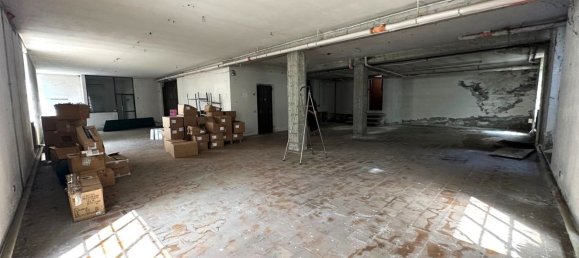 200m² Commercial property in Verona, Italy No. 257988 7