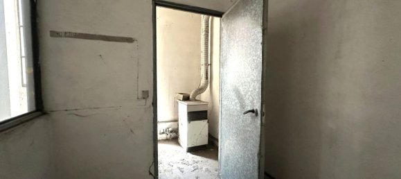 200m² Commercial property in Verona, Italy No. 257988 9