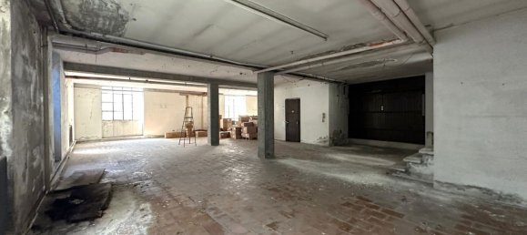 200m² Commercial property in Verona, Italy No. 257988 16