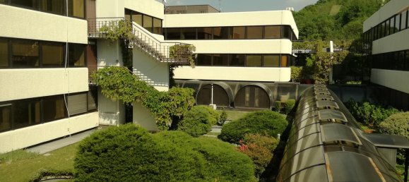 Edificio de 5 habitaciónes en Grandate, Italy No. 84067 8