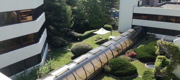 Edificio de 5 habitaciónes en Grandate, Italy No. 84067 7