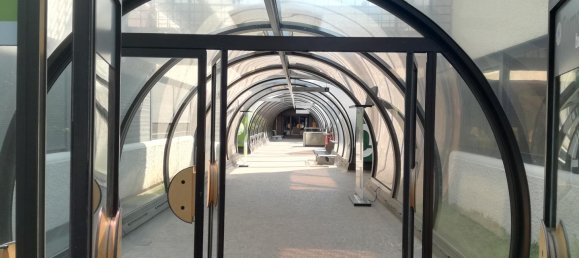 Edificio de 5 habitaciónes en Grandate, Italy No. 84067 12