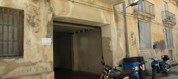 Garage in Syracuse, Italy 45m², Nr. 243016 5