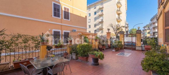 2 bedrooms Apartment in Rome, Italy No. 261919 33