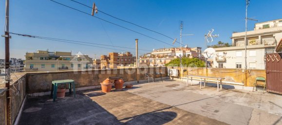 2 bedrooms Apartment in Rome, Italy No. 261919 31