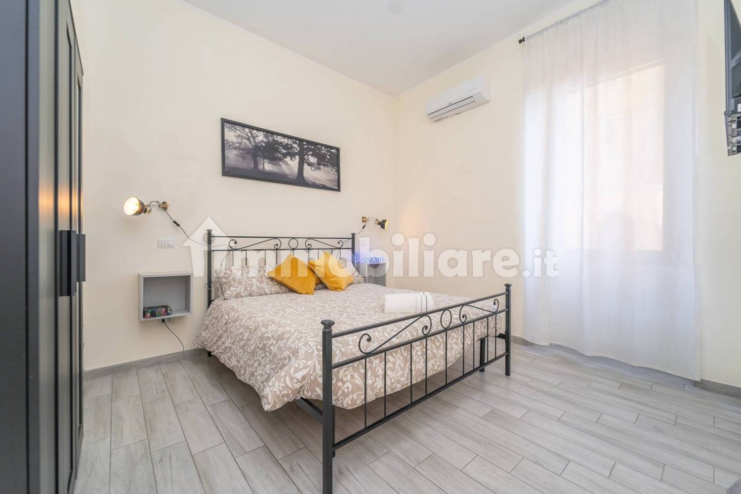 2 bedrooms Apartment in Rome, Italy No. 261919