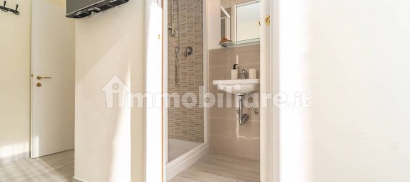 2 bedrooms Apartment in Rome, Italy No. 261919 20