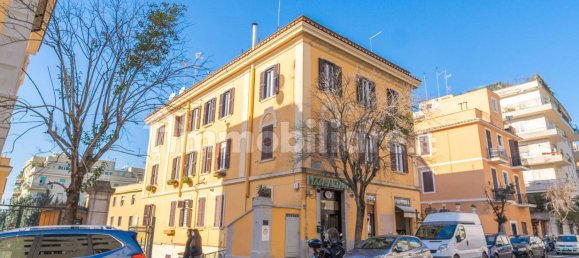 2 bedrooms Apartment in Rome, Italy No. 261919 38