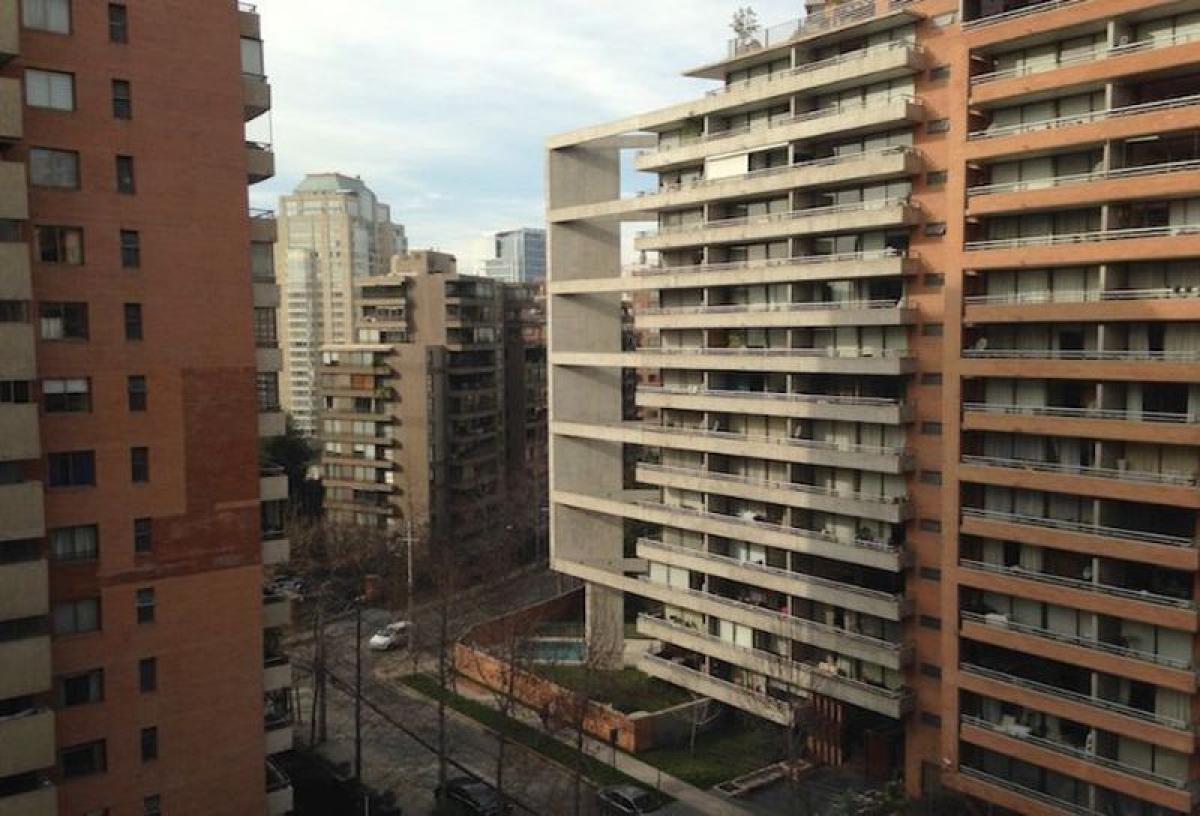 4 bedrooms Apartment in Santiago, Chile No. 2050