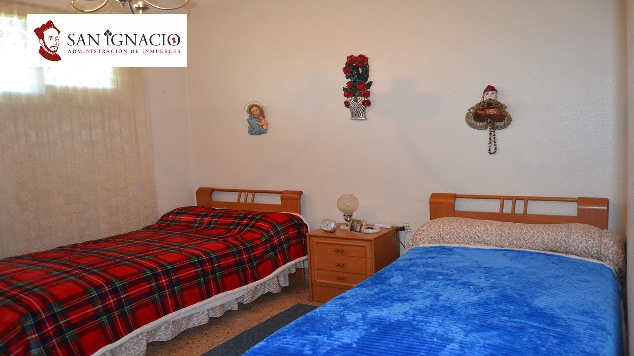 Apartamento de 2 dormitorios en Medina de Pomar, Spain No. 78067