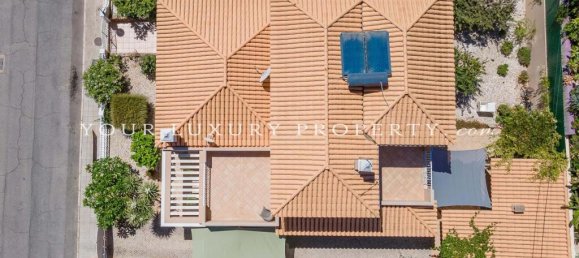 4 bedrooms Villa in Faro, Portugal No. 134111 2