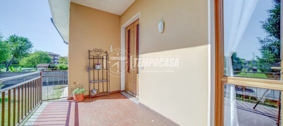 4 rooms Villa in Castano Primo, Italy No. 287710 24