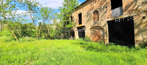 4 bedrooms House in Castelfiorentino, Italy No. 88200 2