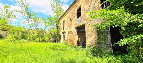4 bedrooms House in Castelfiorentino, Italy No. 88200 3
